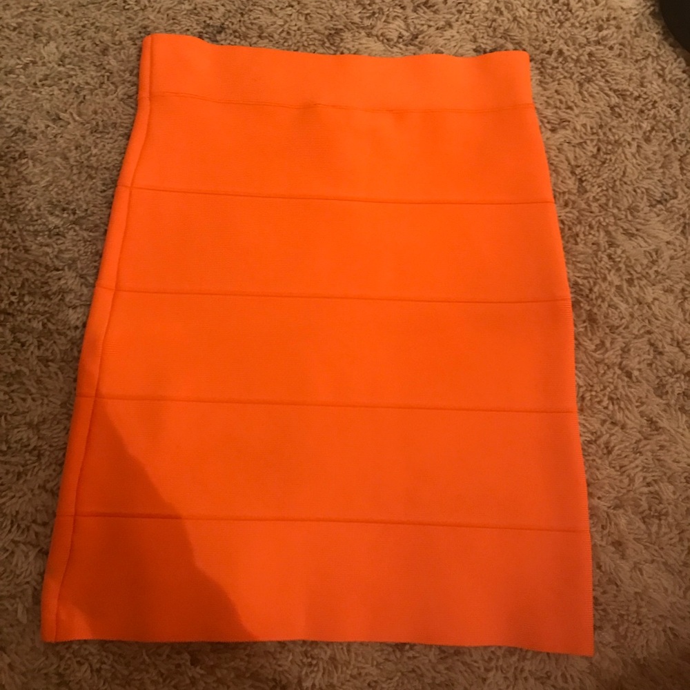 BCBG skirt